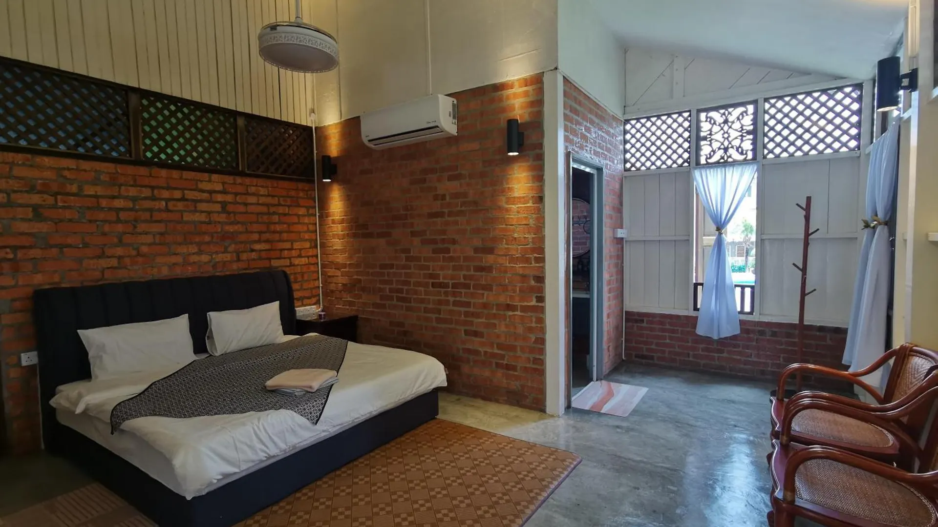 Sayang Di Kaki Bukit Homestay Near Icon City Bukit Mertajam Holiday home